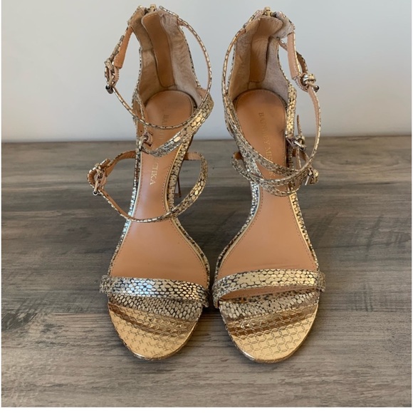 Badgley Mischka Monalisa Gold Snake Leather Strap Sandals Heels - Picture 2 of 7